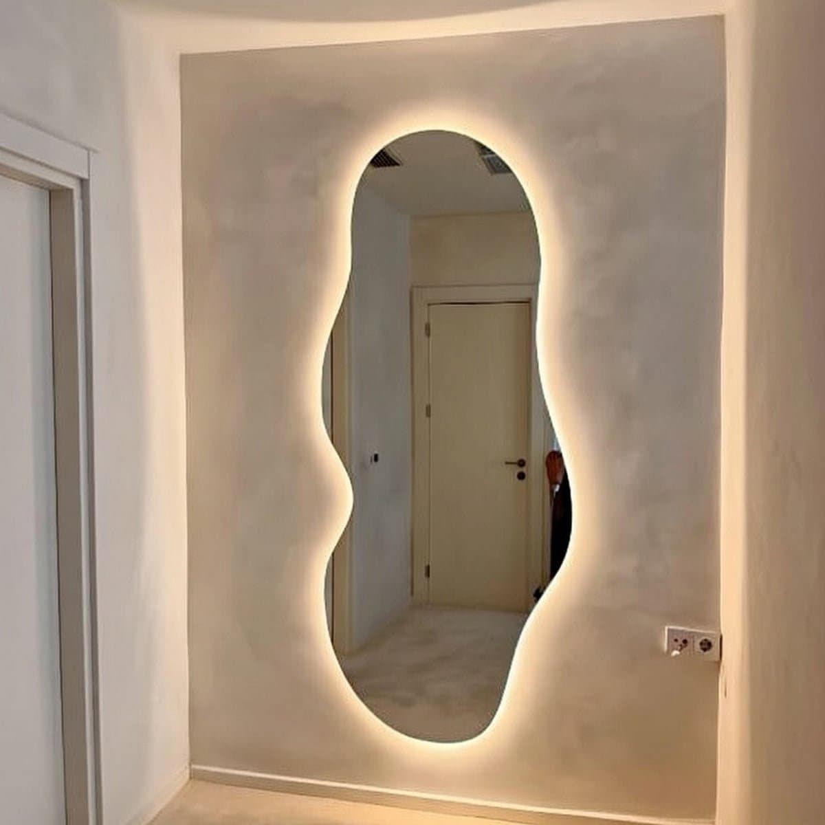 LED Wall Mirror LRM-0452