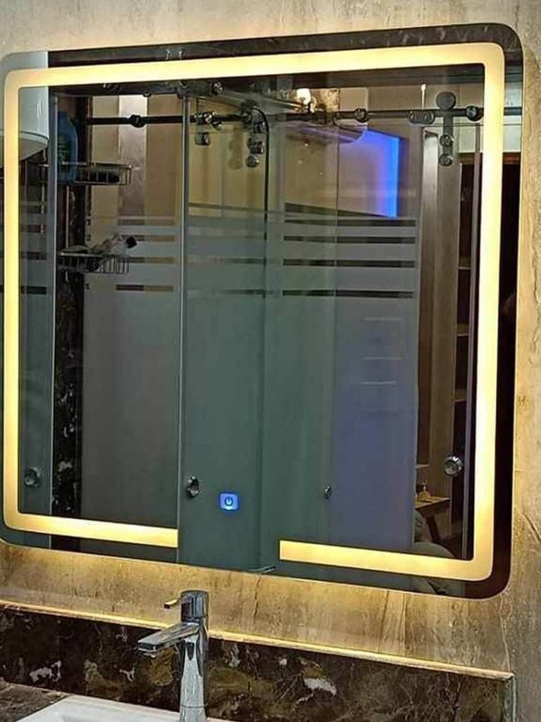 LED Illuminated Square Bathroom Mirror LR-5737