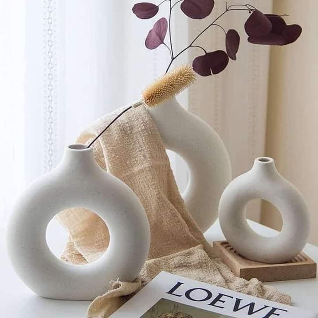 White pottery vase set of 3, varying heights, matte finish