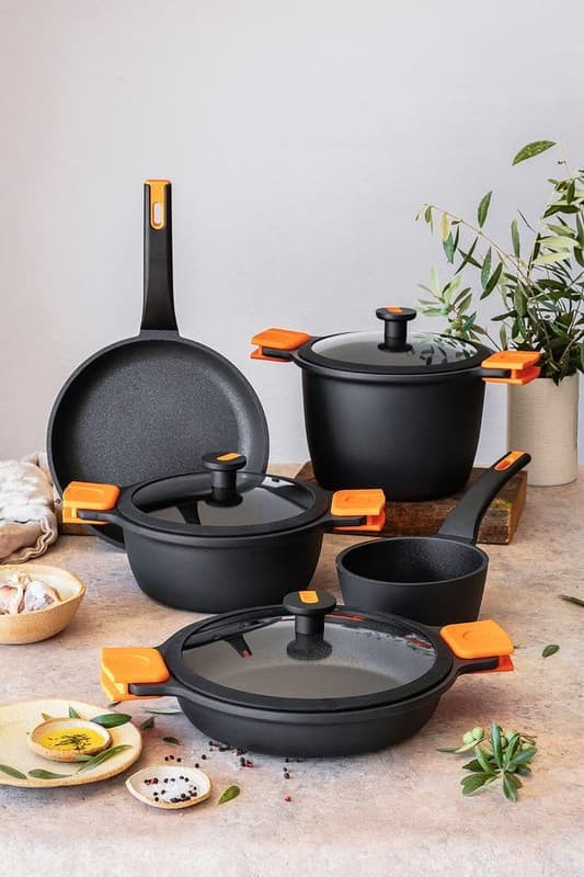Cookware category tile