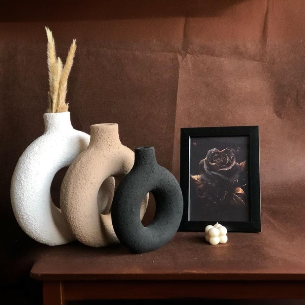 Multi-colour pottery vase set of 3, graduated heights, matte finish